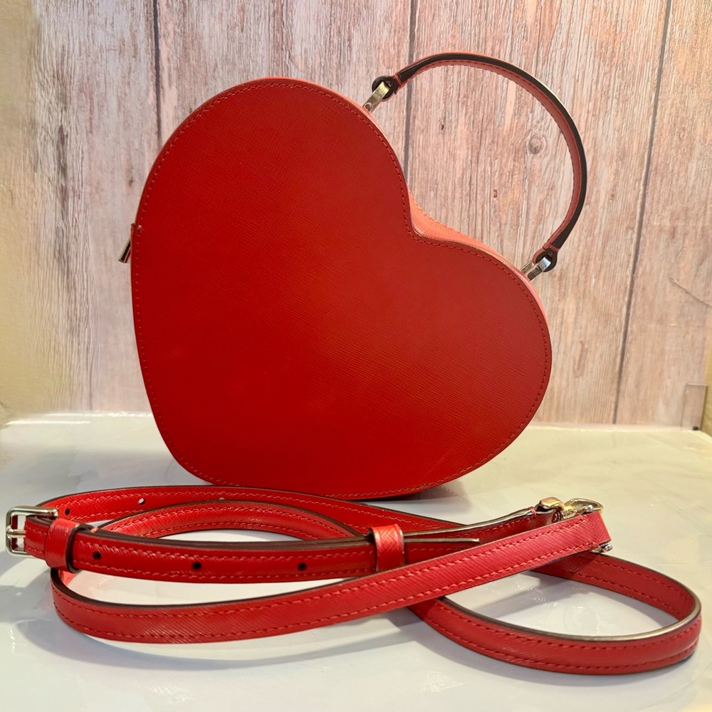 Kate Spade Love Shake Heart-Shaped Crossbody Bag Red Leather w heart Patch - GUC - Picture 3 of 15